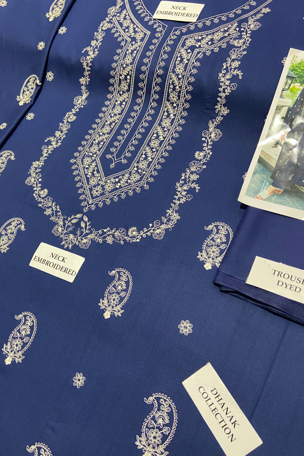 LAAM - 2 PIECE UNSTICED IN DHANAK